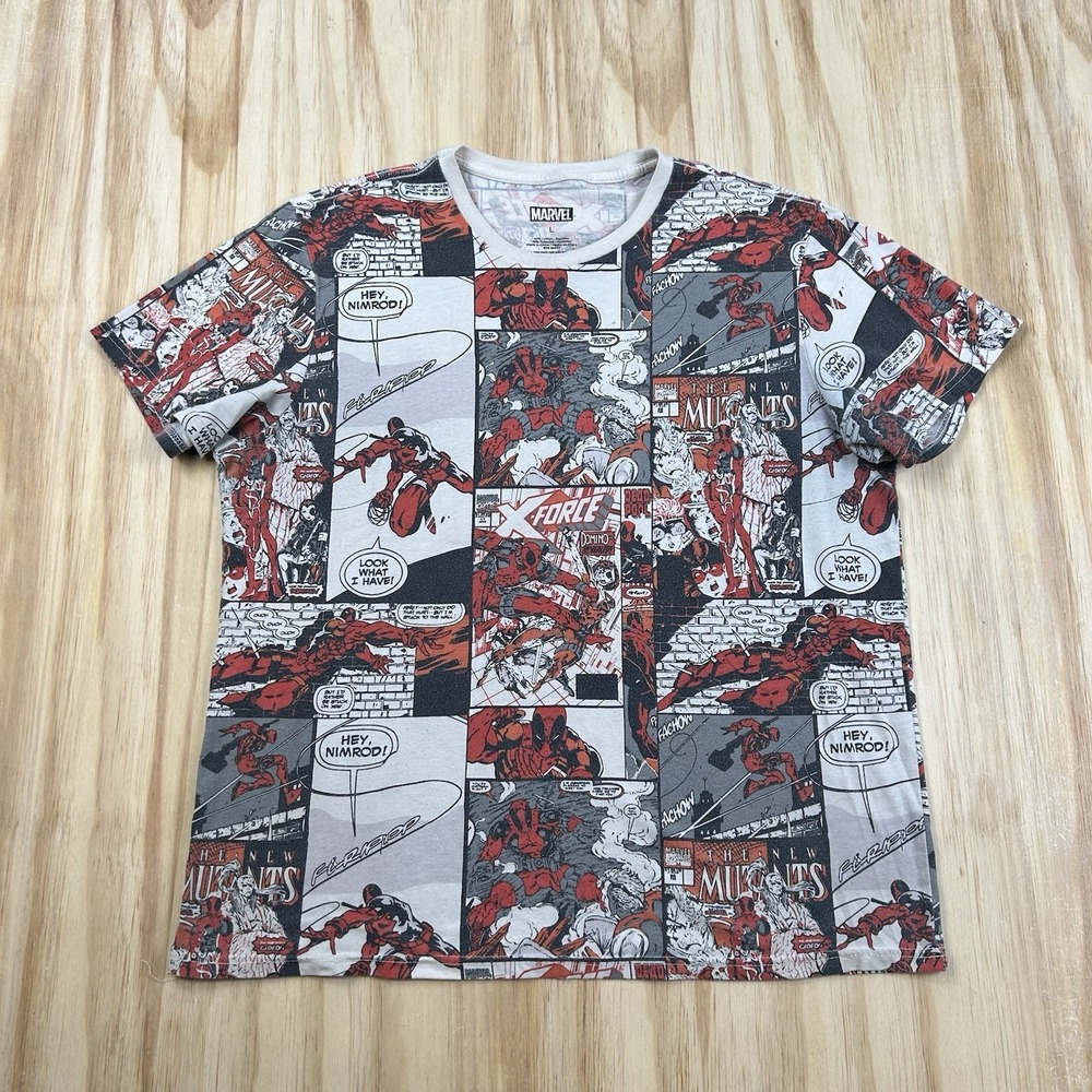 Marvel Deadpool Mens L All Over Print Comic Cartoon Cotton Blend T-Shirt